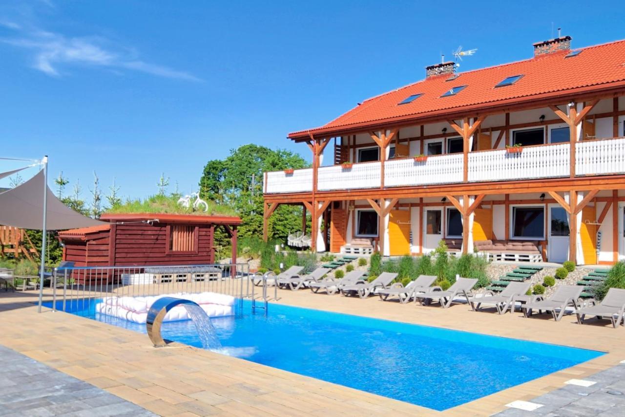 ボボリン Zlociste Zacisze Bed & Breakfast エクステリア 写真