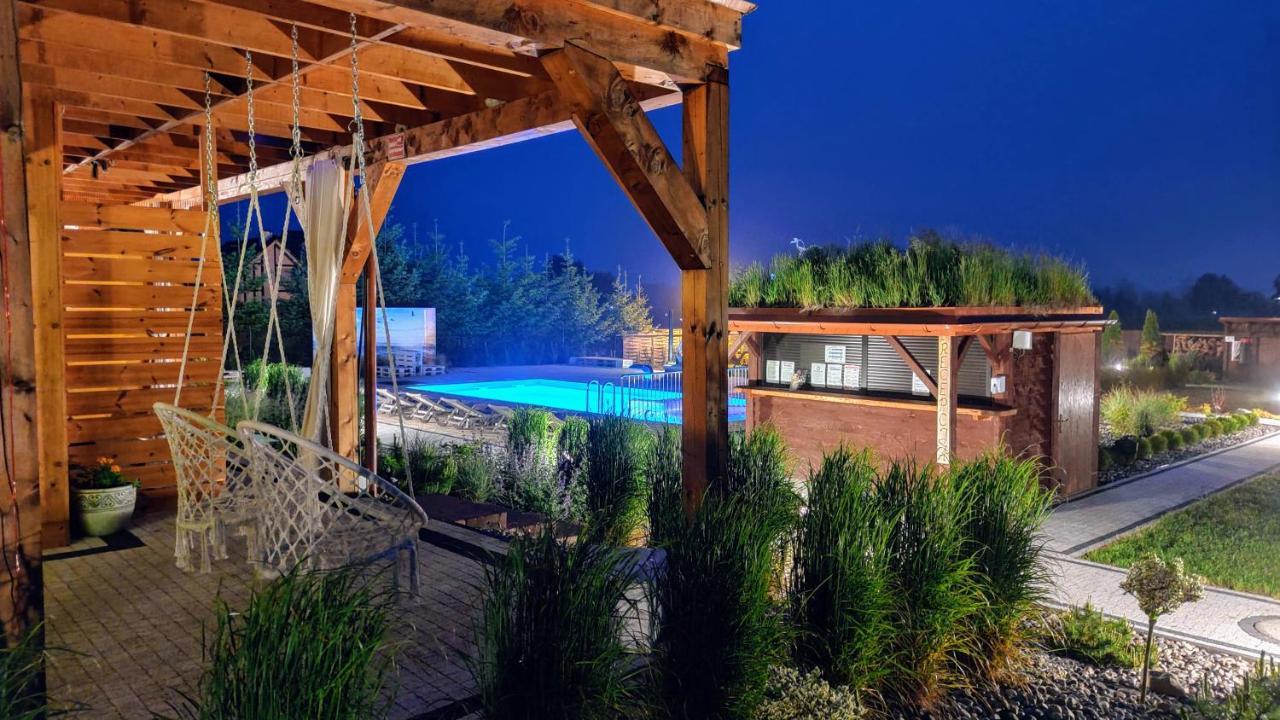 ボボリン Zlociste Zacisze Bed & Breakfast エクステリア 写真