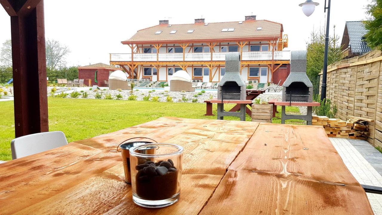 ボボリン Zlociste Zacisze Bed & Breakfast エクステリア 写真