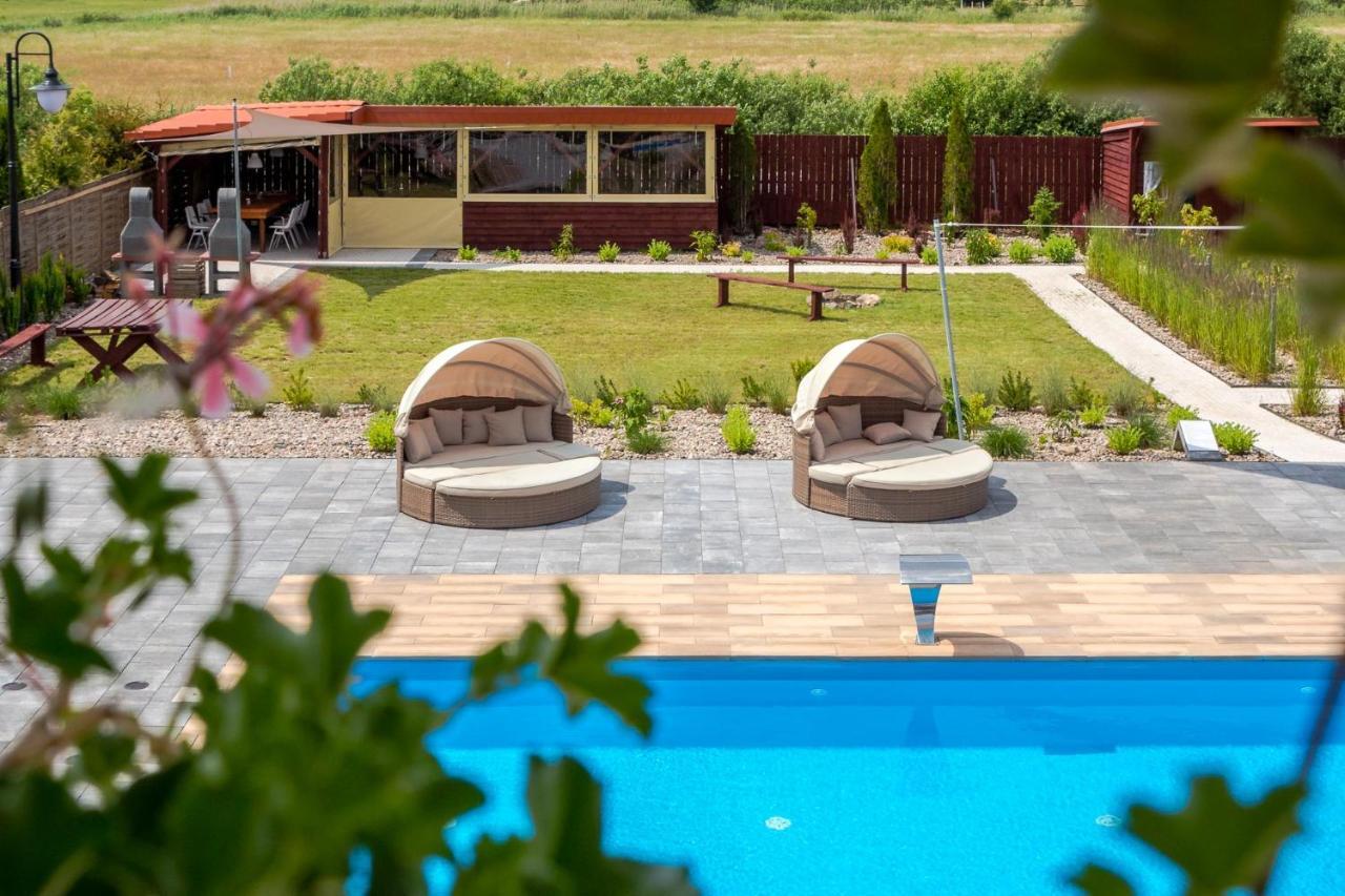 ボボリン Zlociste Zacisze Bed & Breakfast エクステリア 写真