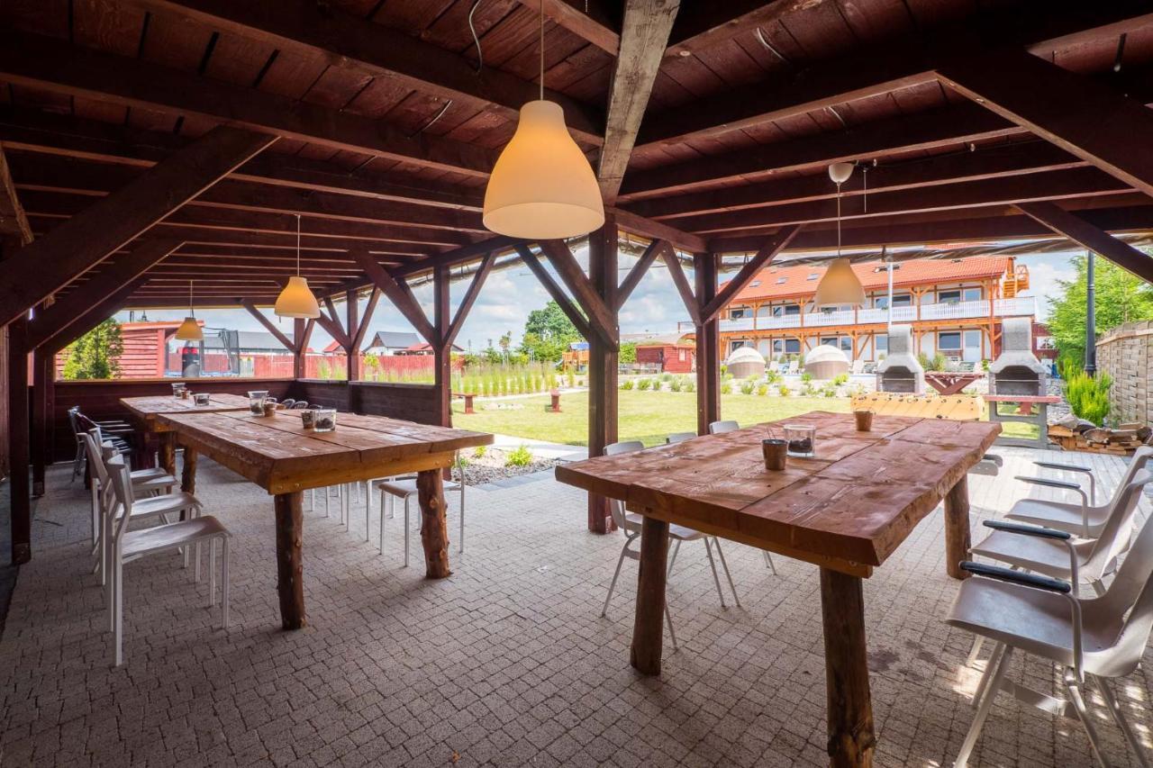 ボボリン Zlociste Zacisze Bed & Breakfast エクステリア 写真