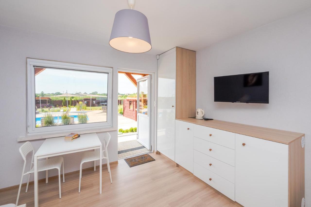 ボボリン Zlociste Zacisze Bed & Breakfast エクステリア 写真